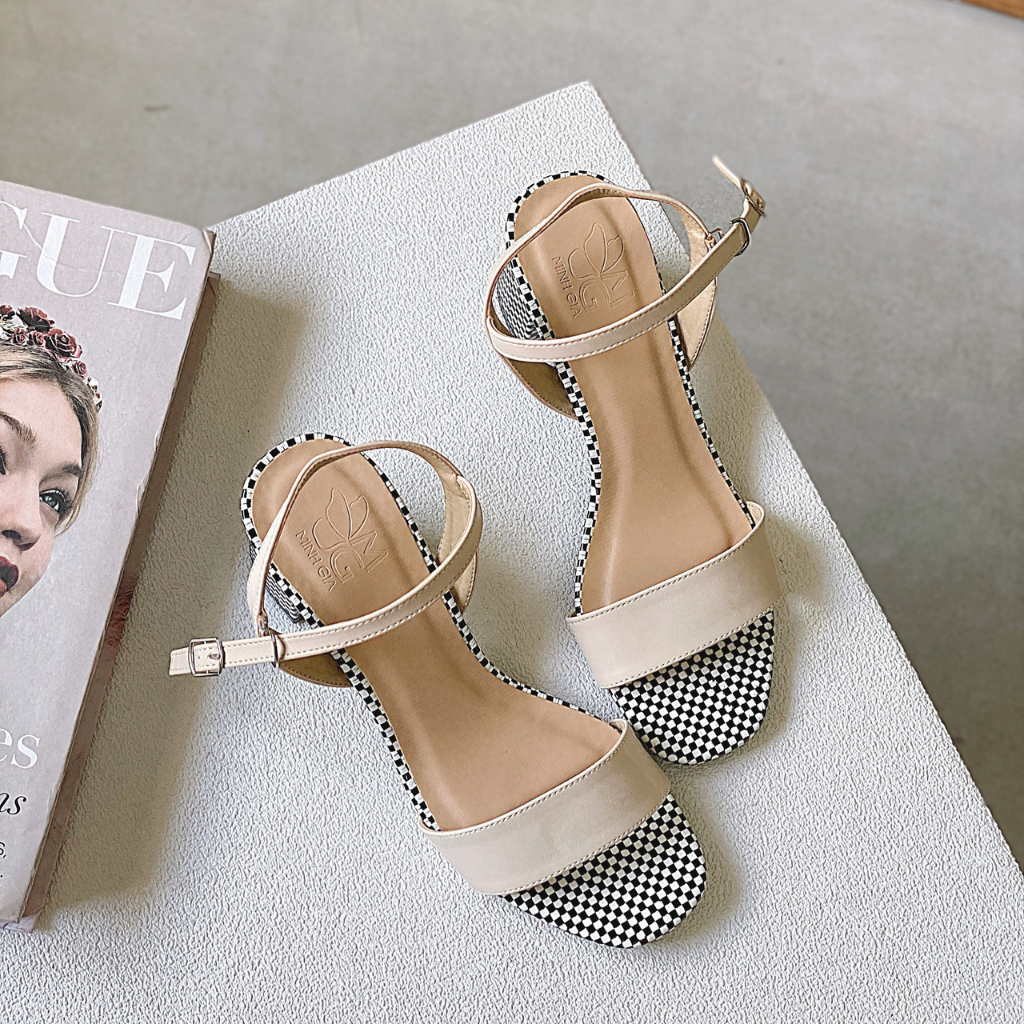  Sandal Nữ Cao gót Sọc Caro Quai Đen 