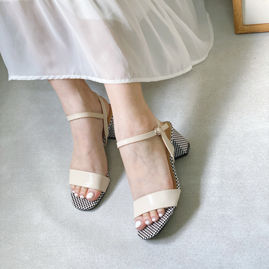  Sandal Nữ Cao gót Sọc Caro Quai Đen 