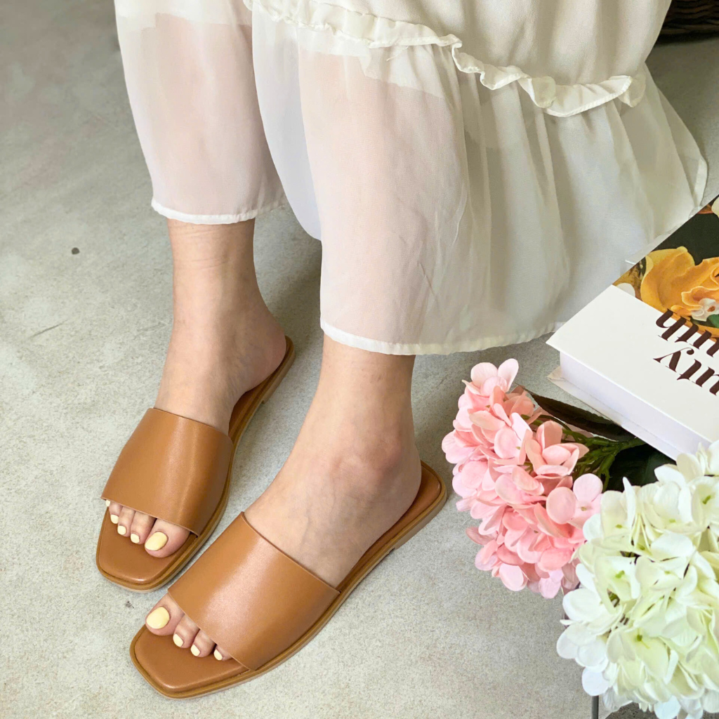  Dép bệt Nữ quai ngang đen da trơn 