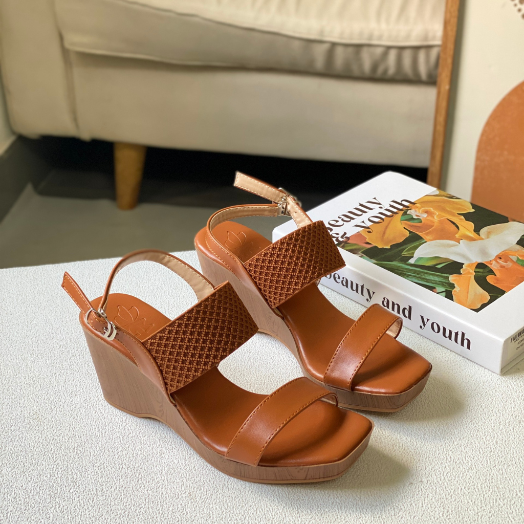 Sandal Nữ đế xuồng dáng cao 