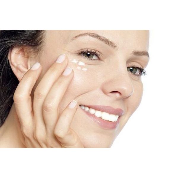 Kem mắt ngừa thâm làm mờ nếp nhăn mắt Meishoku Whitening Eye Cream Nhật Bản