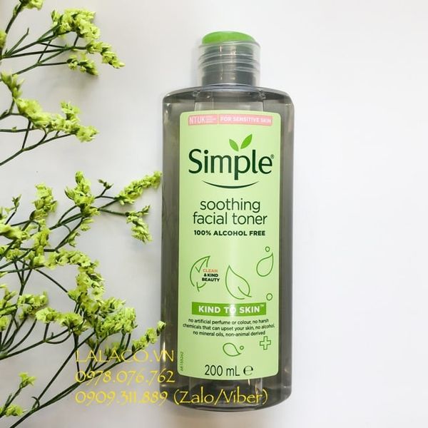 Nước hoa hồng Simple Kind to Skin Soothing Facial Toner - cân bằng độ ẩm cho da 200ml