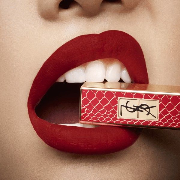 Son YSL Slim Wild Collector Crocrodile Series 119 Light Me Red 2.2gr ( Phiên Bản Đặc Biệt )