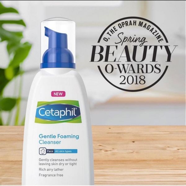 Sữa rửa mặt dành cho da mụn Cetaphil DermaControl kiểm soát dầu 237ml