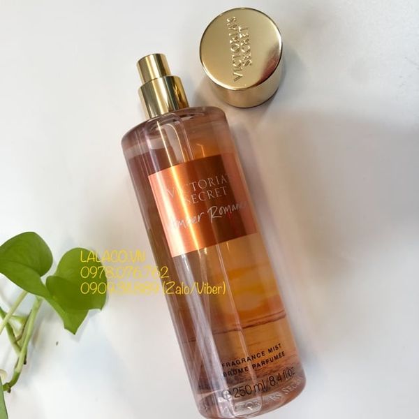 Xịt toàn thân Victoria Secret Amber Romance Fragrance Mist 250ml