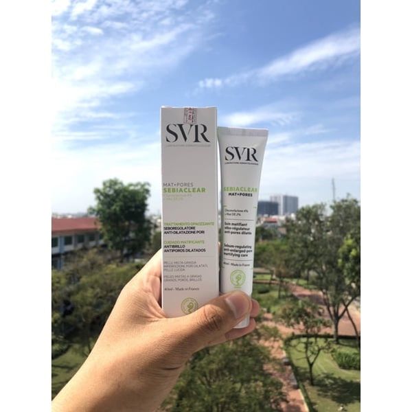 Kem dưỡng ẩm se khít lỗ chân lông và làm giảm mụn kiềm dầu SVR SEBIACLEAR Mat + Pores, Gel  Active 40ml