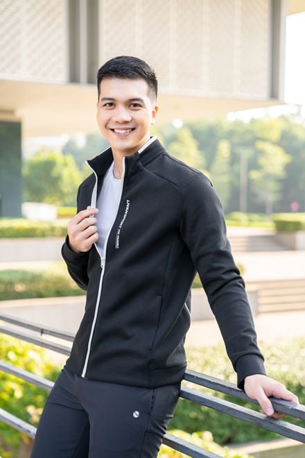 Áo Khoác Nỉ Nam 1 Lớp Livan LV23222003