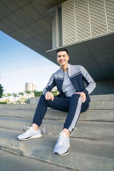 Bộ Nỉ Thể Thao Nam Livan LV23222203
