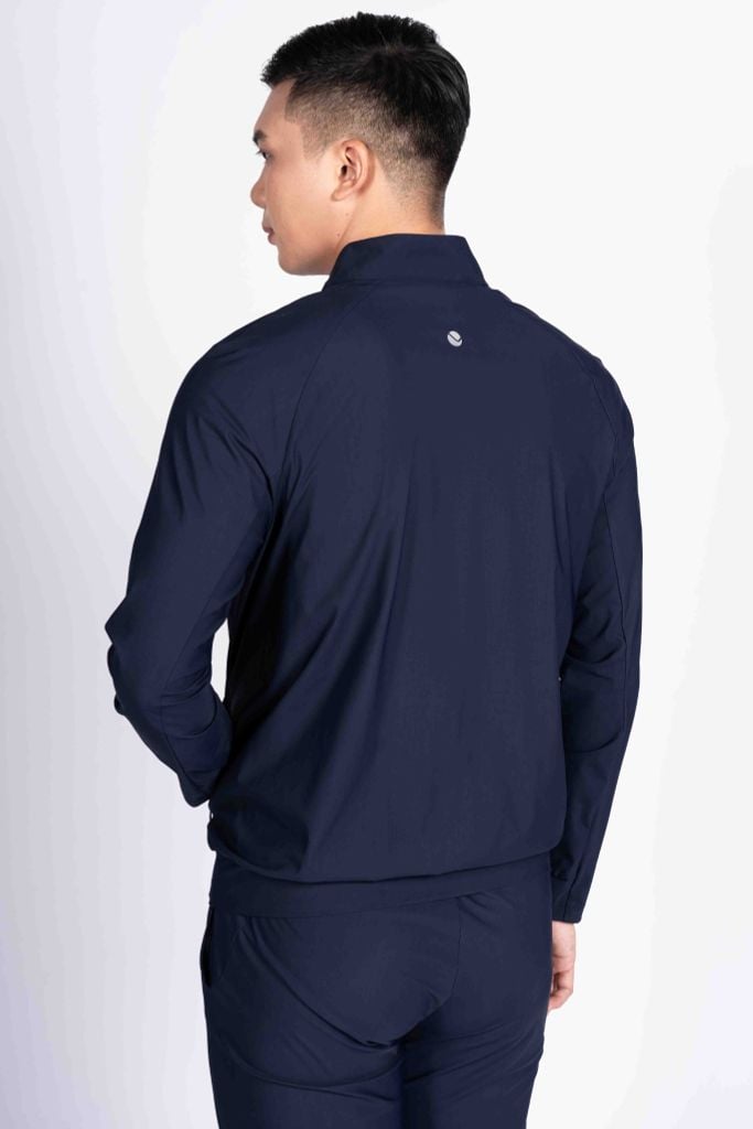 Bộ Gió Dệt Kim Thể Thao Nam Livan LV24W04M501