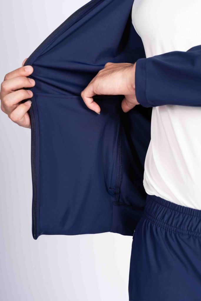 Bộ Gió Dệt Kim Thể Thao Nam Livan LV24W04M501