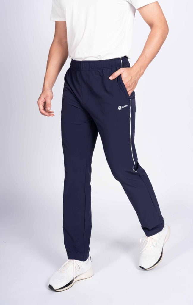 Quần Gió Thể Thao Nam Livan LV24W04M302