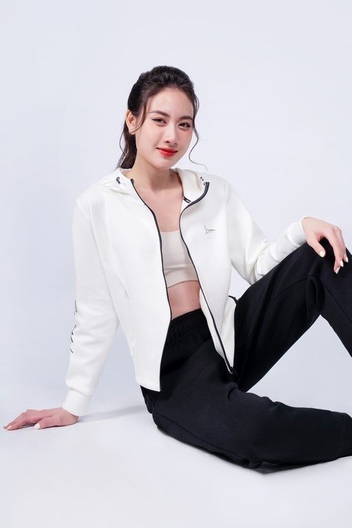 Bộ Nỉ Thể Thao Nữ Livan Greatday LV22212210