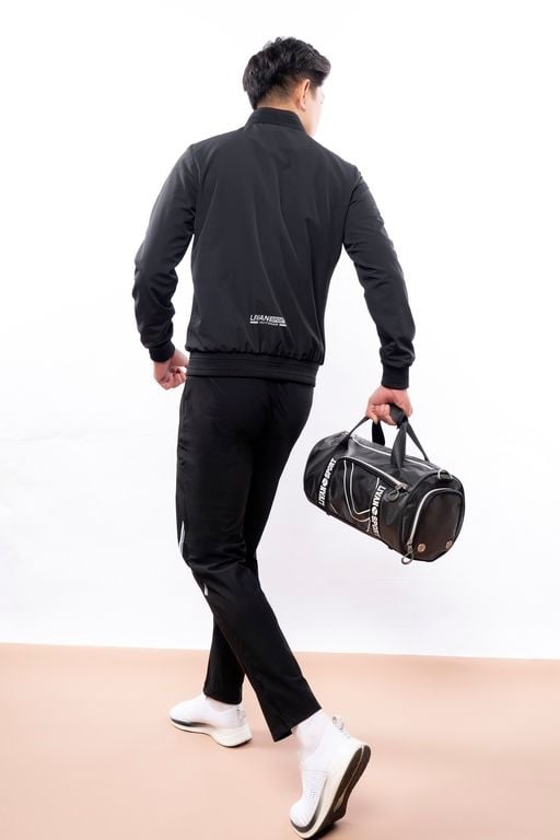 Áo Khoác Nam 2 Lớp Perform LV21222002