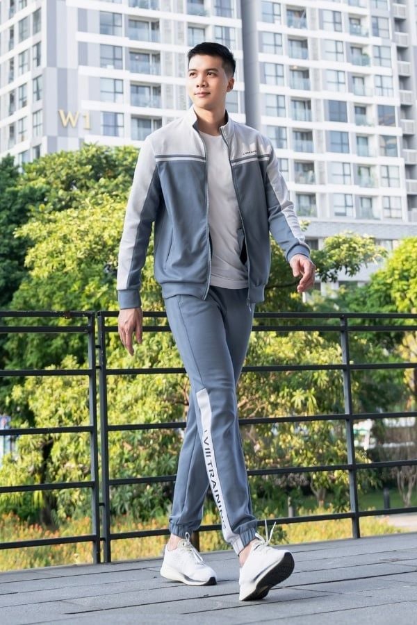 Bộ Nỉ Thể Thao Nam Livan LV23222203