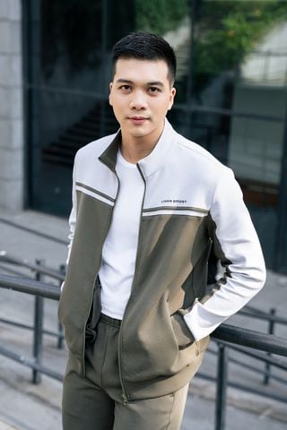 Bộ Nỉ Thể Thao Nam Livan LV23222203