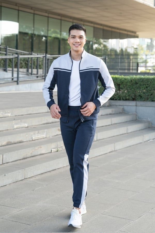 Bộ Nỉ Thể Thao Nam Livan LV23222203