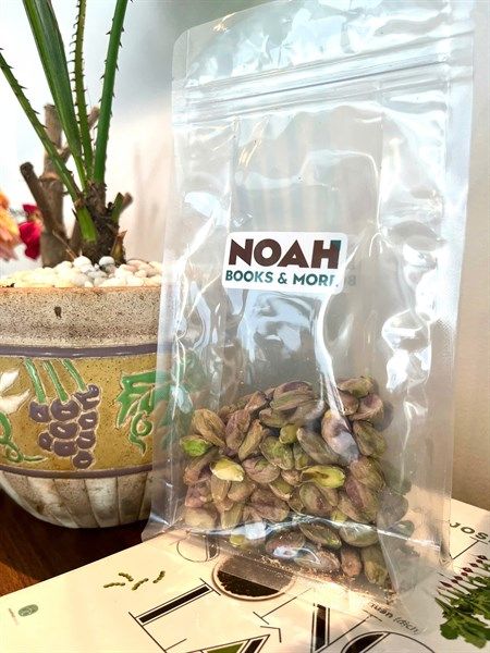 Nhân hạt dẻ cười rang muối Noah Healthy