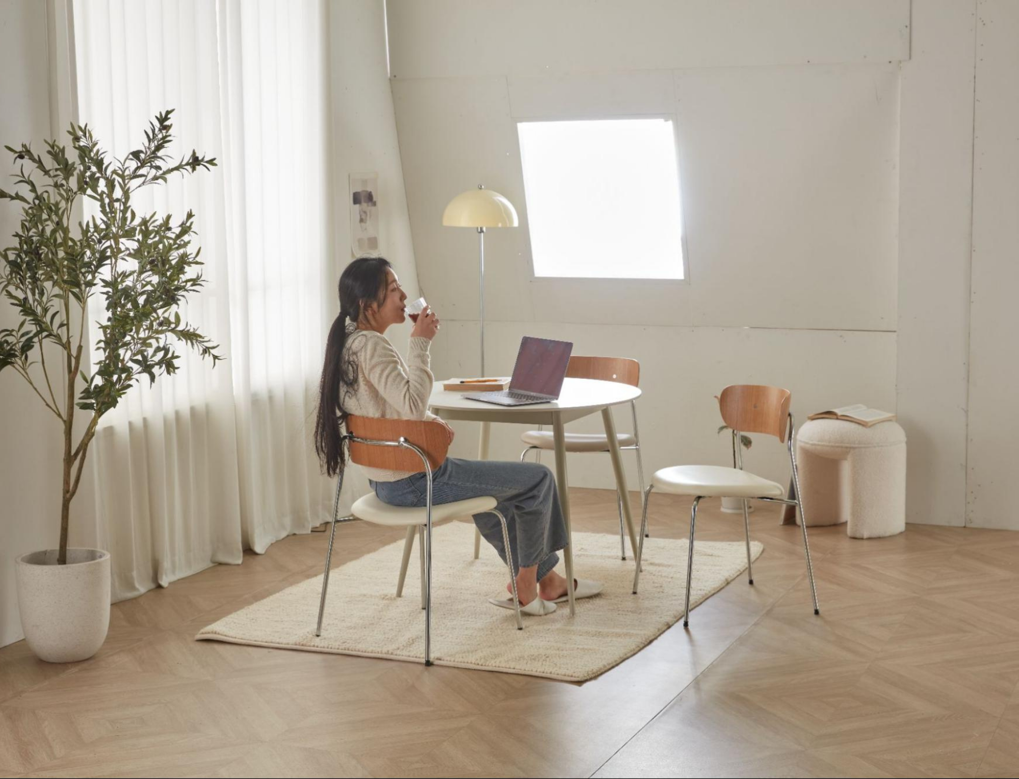 BÀN ĂN TRÒN M 12T CERAMIC NHẬP KHẨU (2 CHỖ / 4 CHỖ)