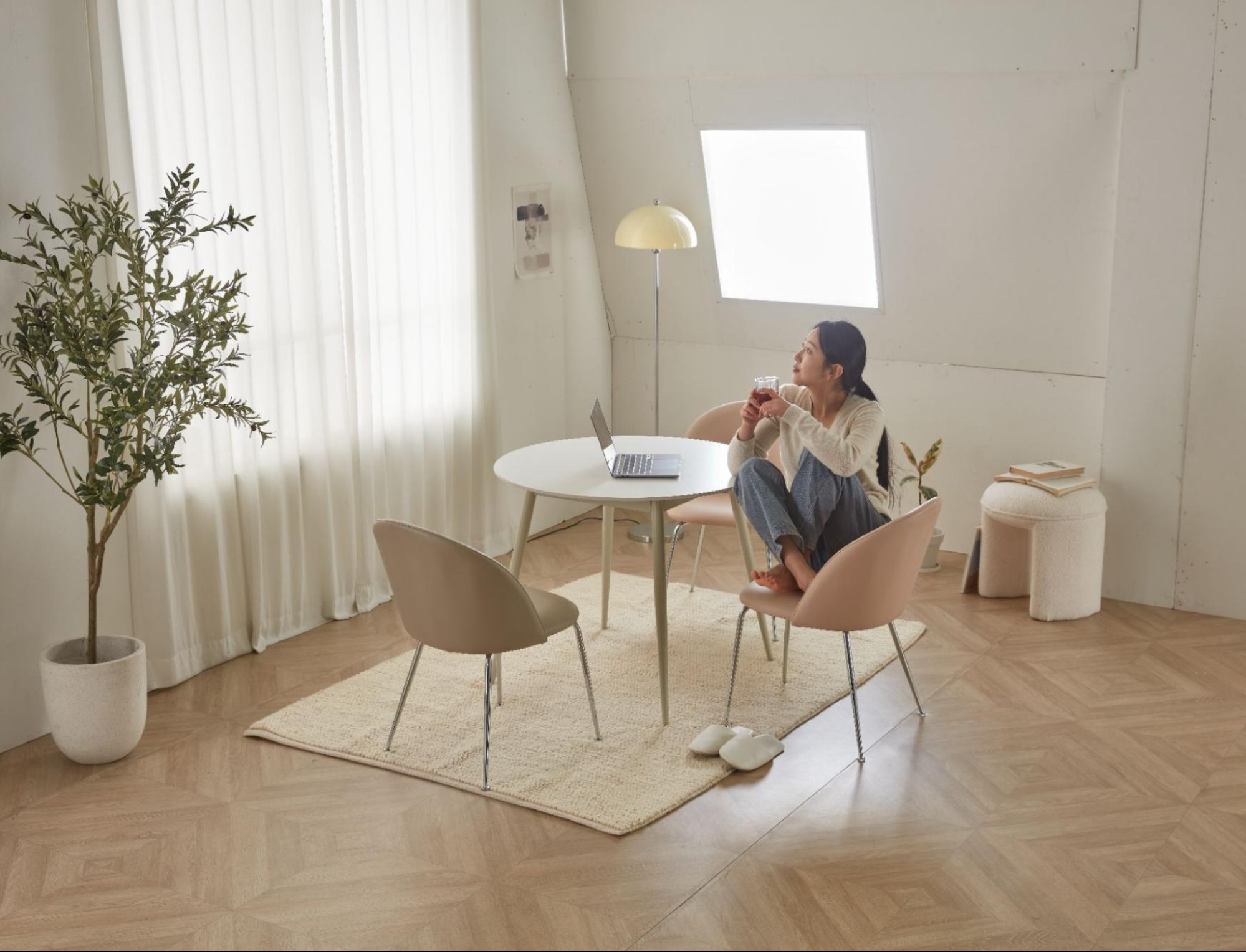 BÀN ĂN TRÒN M 12T CERAMIC NHẬP KHẨU (2 CHỖ / 4 CHỖ)