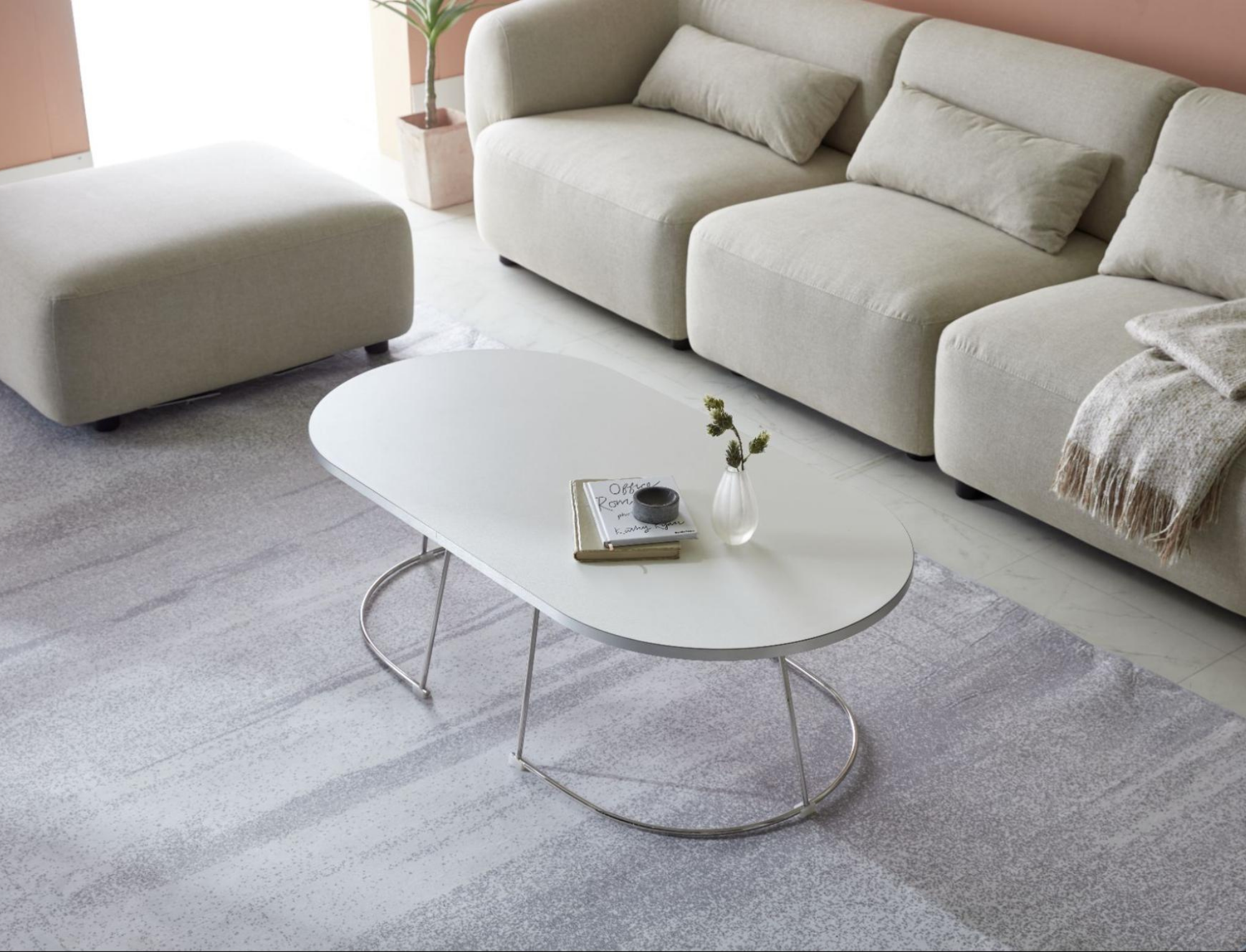 BÀN SOFA HUSH HPL NHẬP KHẨU VIỀN TRẮNG BẠC