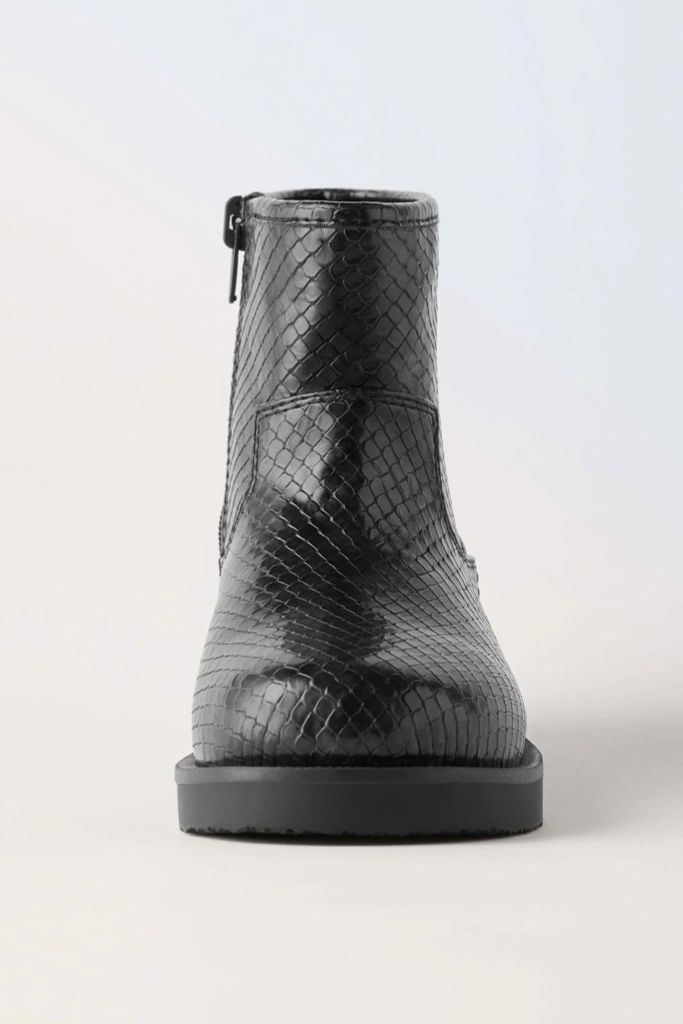 Zara boots trẻ em