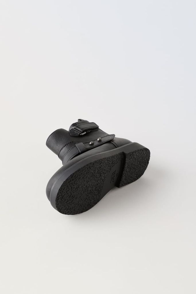 Zara boots trẻ em