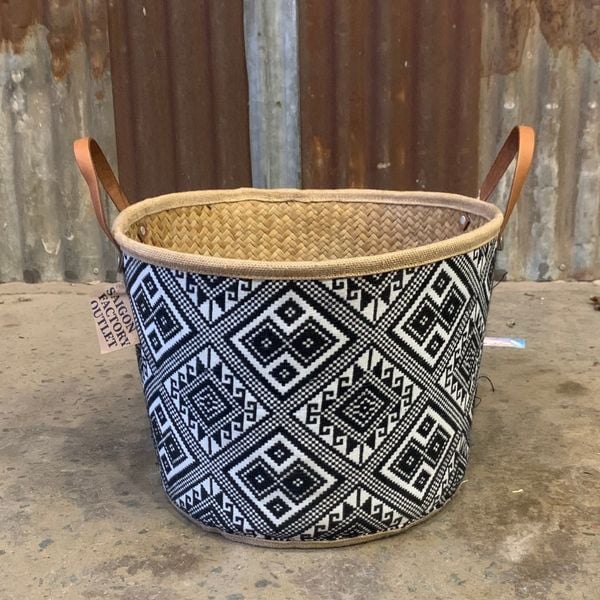  Giỏ mây họa tiết 