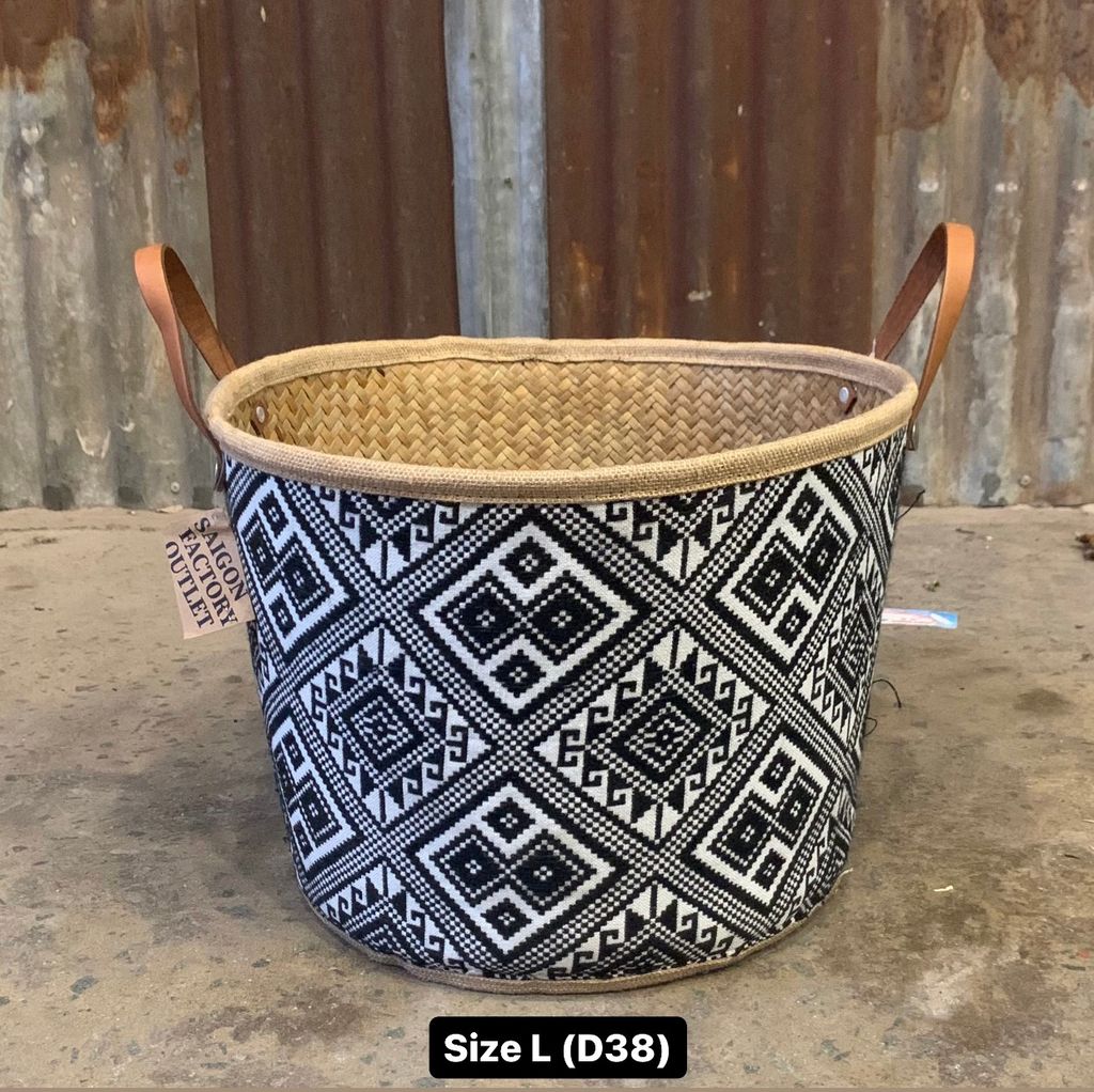 Giỏ mây họa tiết