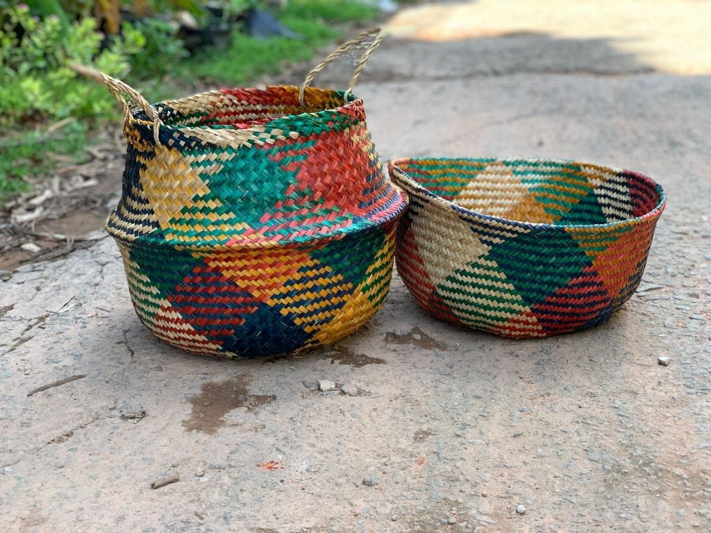 Giỏ mây màu sắc
