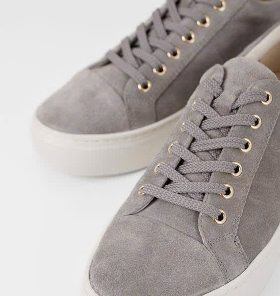 Vagabond Sneaker xám da lộn khoen vàng