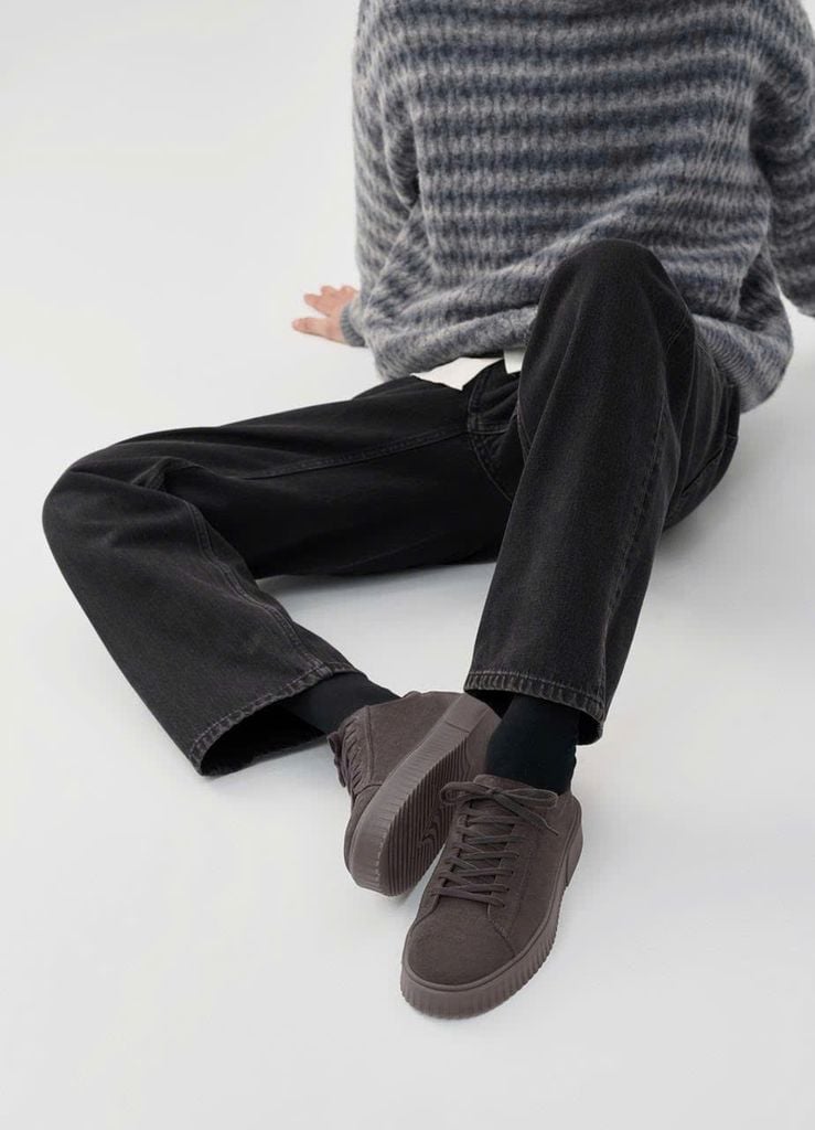 Vagabond sneaker đen xám da lộn dây nâu