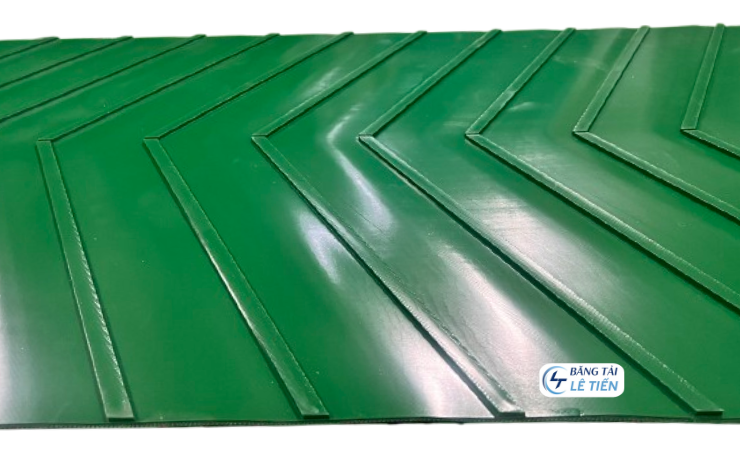 Pvc Gan Băng tải pvc mặt gân chữ V - dày 9mm – Băng Tải Lê Tiến