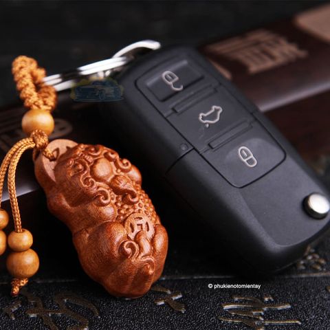 Móc Khóa Ô Tô Bằng Gỗ Chạm Khắc Tinh Tế Móc Chìa Khoá Treo Xe, Phong Thủy May Mắn, Bình An