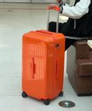  Vali siêu to nhựa dẻo AS1027 size 34inch chống va đập màu đen 