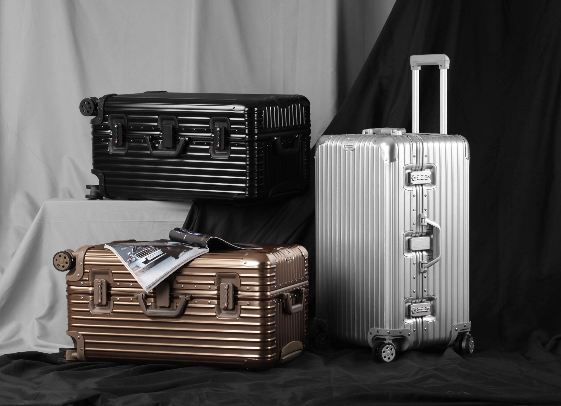  Vali nhôm nguyên khối size 30 inch siêu to AS1806 