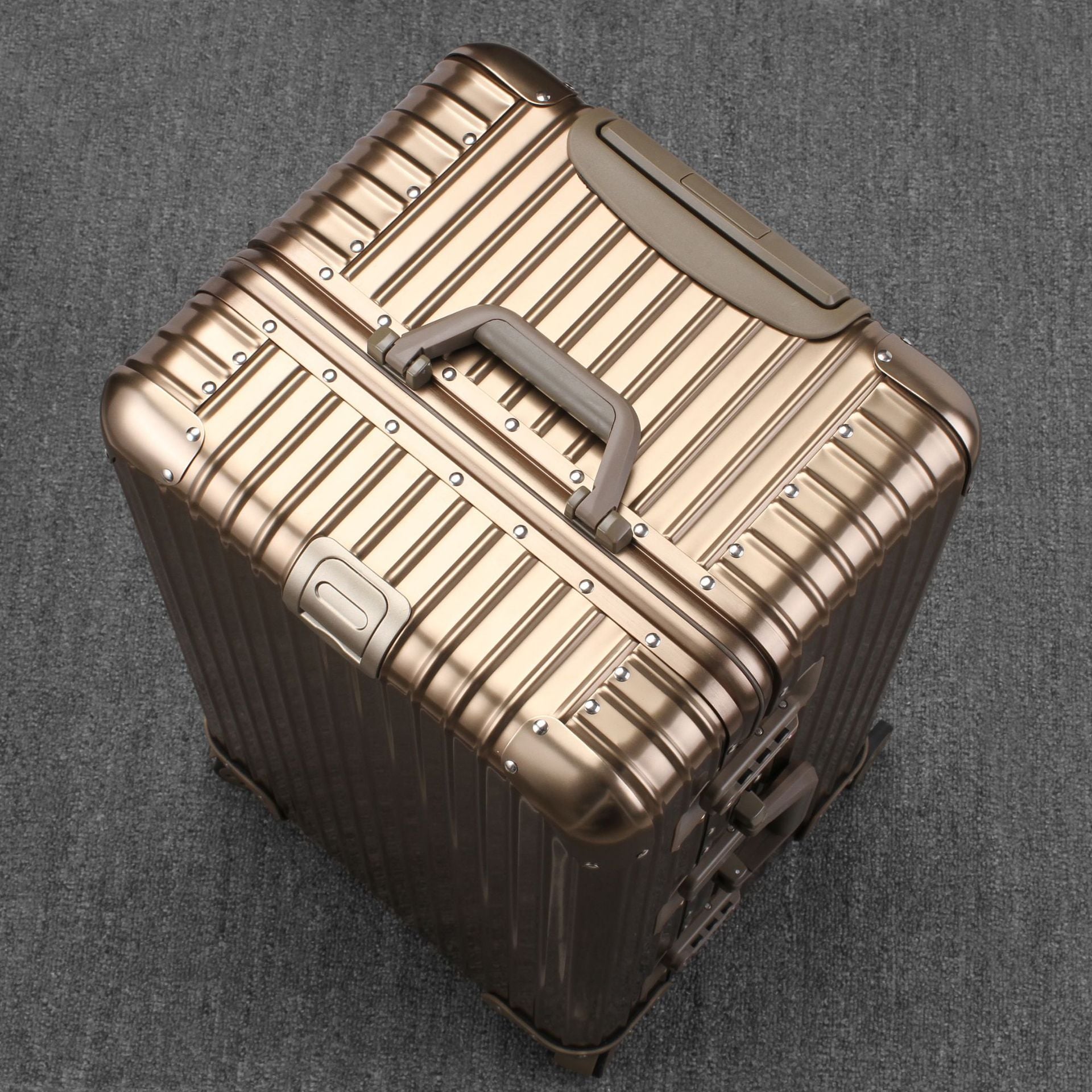  Vali nhôm nguyên khối size 30 inch siêu to AS1806 