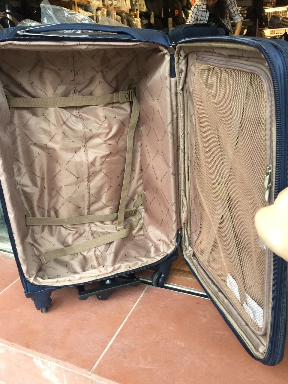  Vali kéo vải Leavesking chính hãng siêu bền LV 9813. 