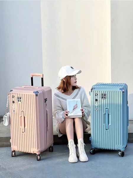  Vali nhựa dẻo PP AS2111 size 36inch chống va đập. 