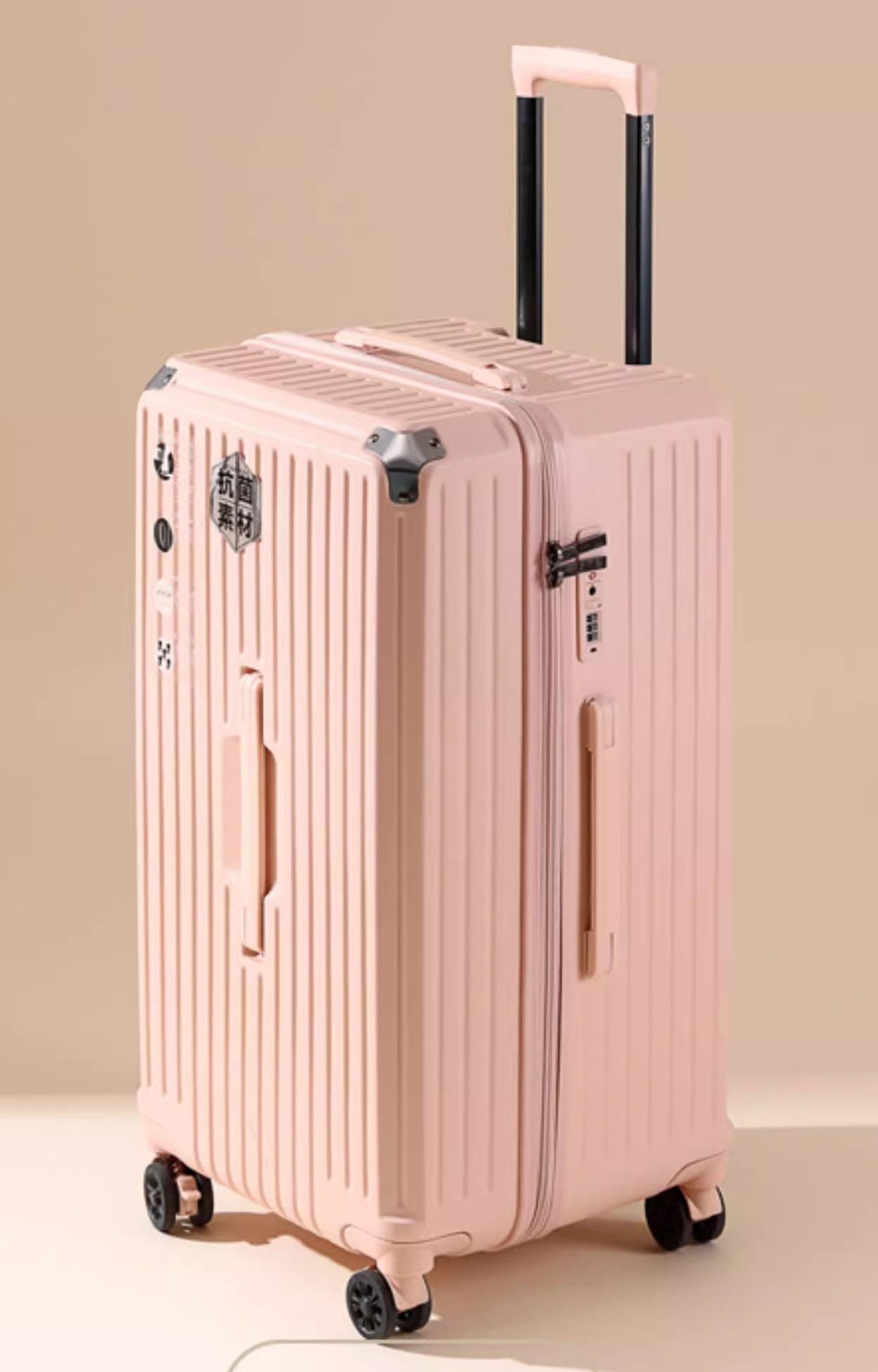  Vali nhựa dẻo PP AS2111 size 28inch chống va đập. 