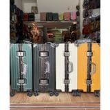  Vali khung nhôm khóa sập AS215 size 24inch. 