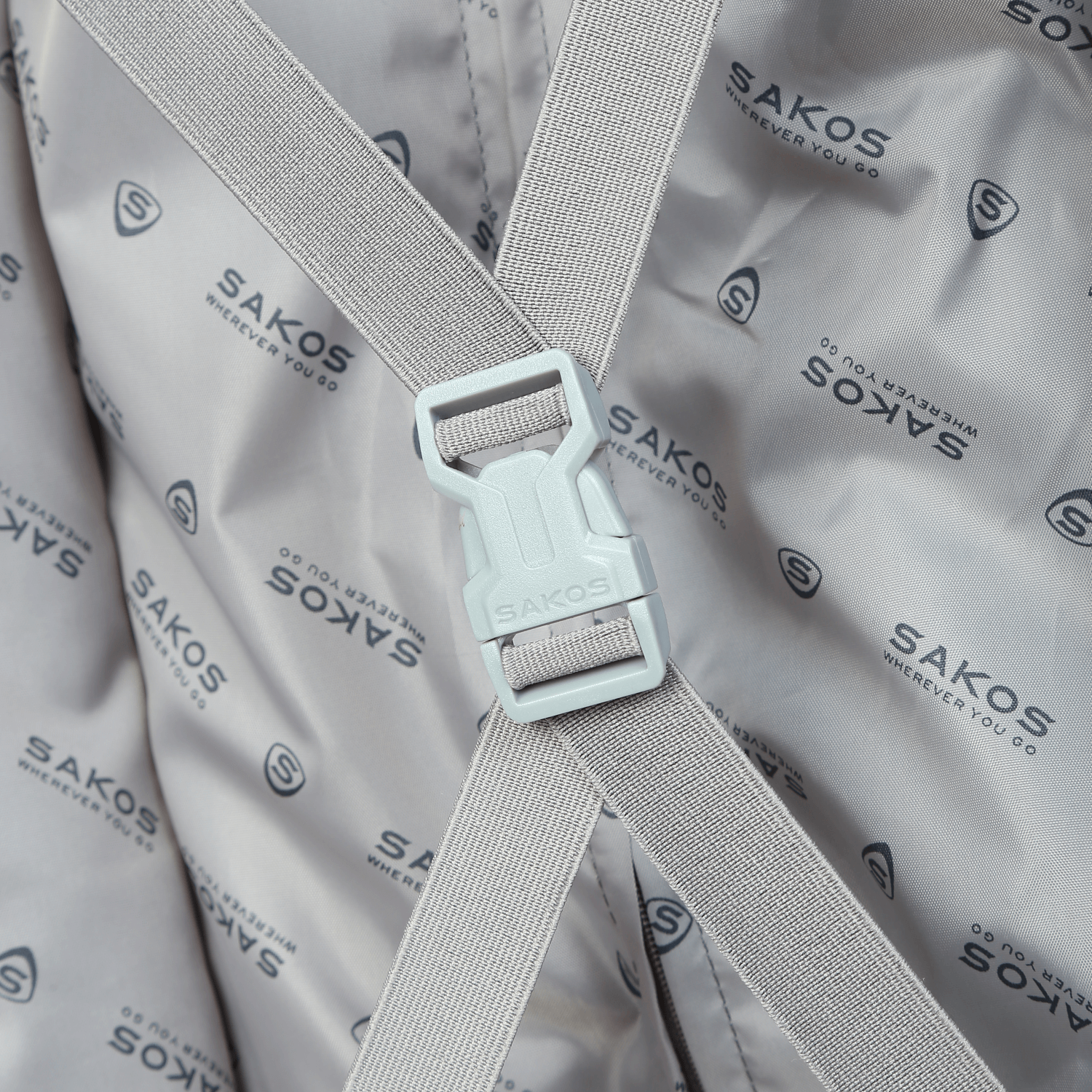  Vali kéo nhựa Sakos Vertica size 20 inch 