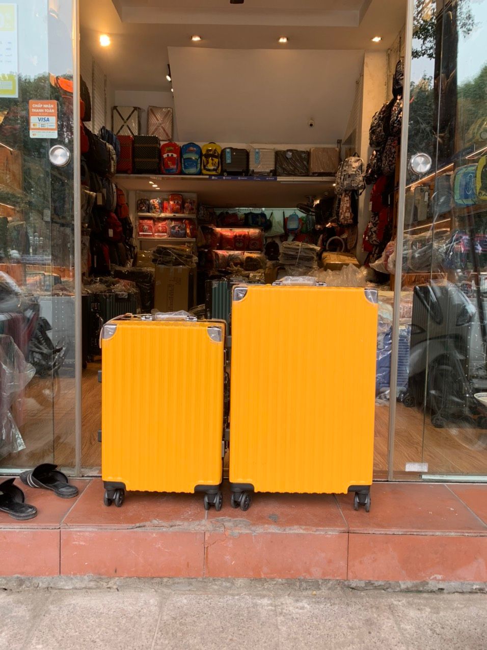  Vali khung nhôm khóa sập AS215 size 20inch. 