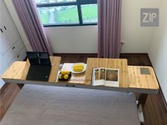 Bàn nâng điện Olive
