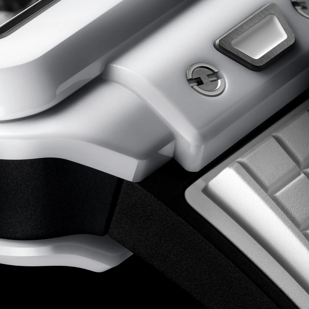  ĐỒNG HỒ HUBLOT SQUARE BANG UNICO WHITE CERAMIC 42MM 
