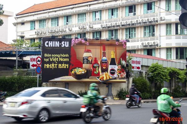  Billboard Ngã 4 Nguyễn Thông - Điện Biên Phủ, Quận 3, TP. HCM 