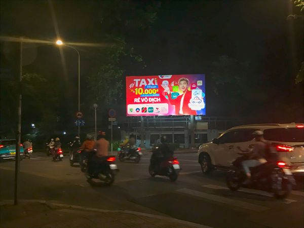  Billboard Ngã 4 Trương Định - Điện Biên Phủ,  Quận 3, TP. HCM 