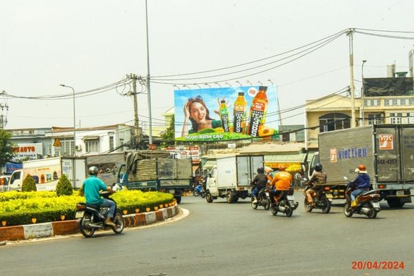  Pano Ngã 4 An Sương (61/1 quốc lộ 1A, Bà Điểm), Hóc Môn, TP. HCM 