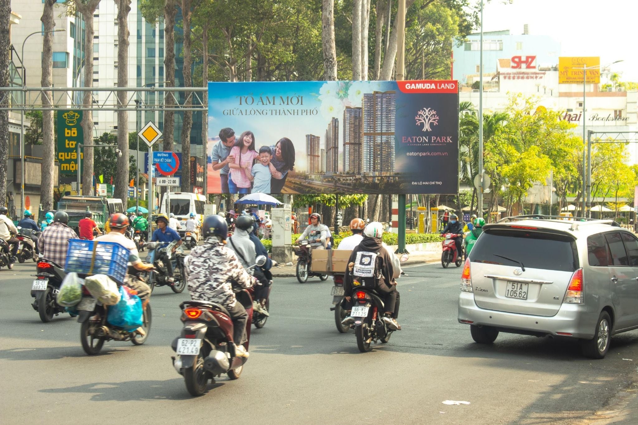 Billboard Nguyễn Thị Minh Khai – Phạm Viết Chánh, Quận 1 