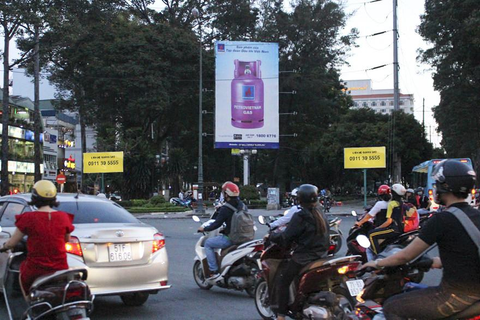 Billboard - Quận 5
