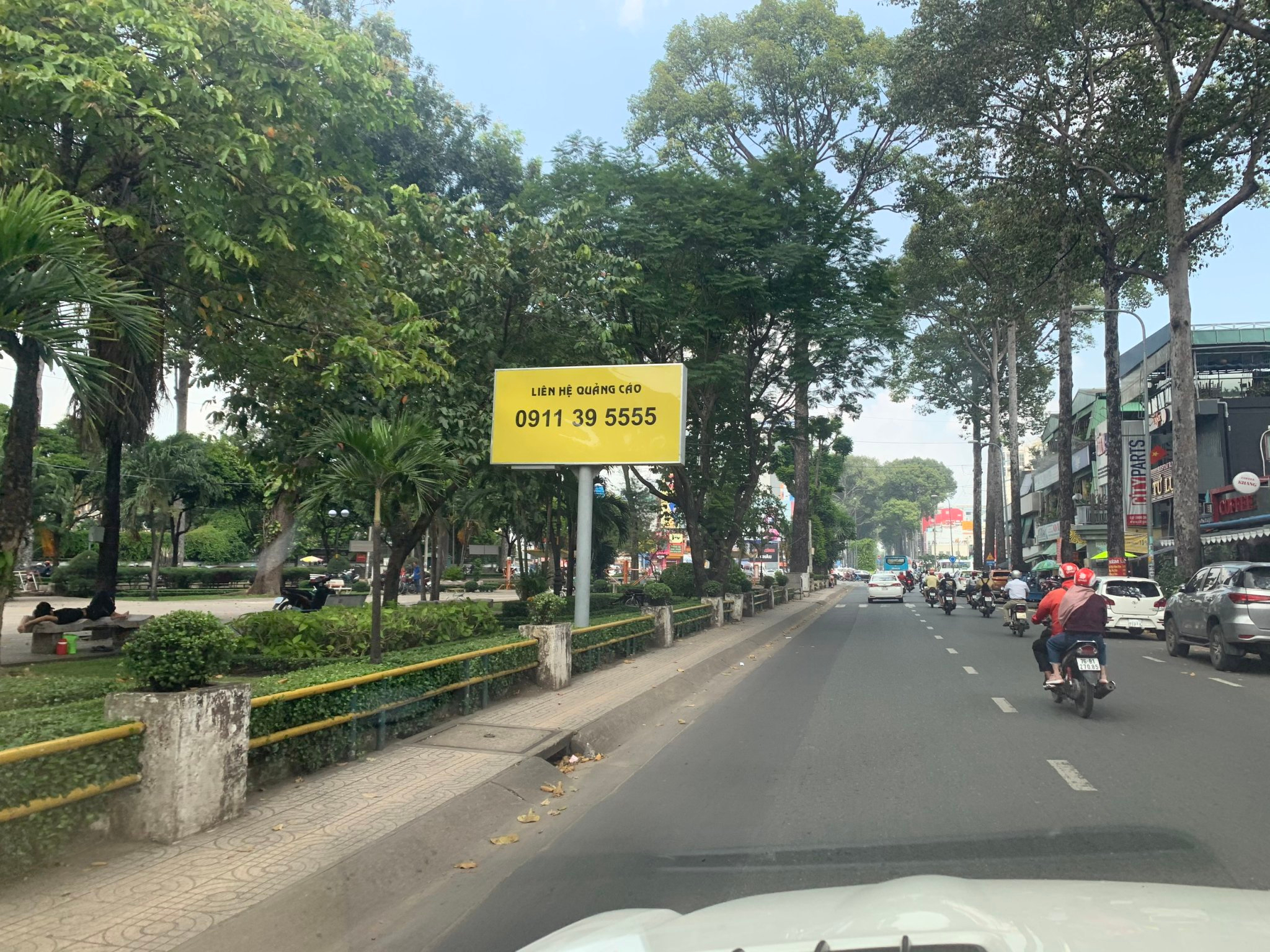  Billboard Hộp đèn cv Âu Lạc (3 trụ), Quận 5, TP. HCM 